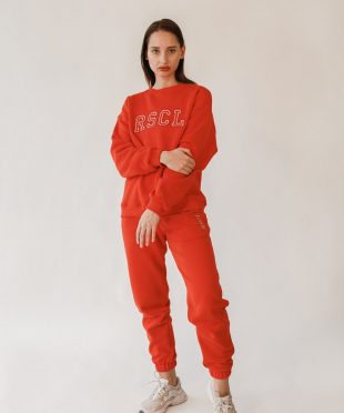 Oversized Joggers and Crewneck